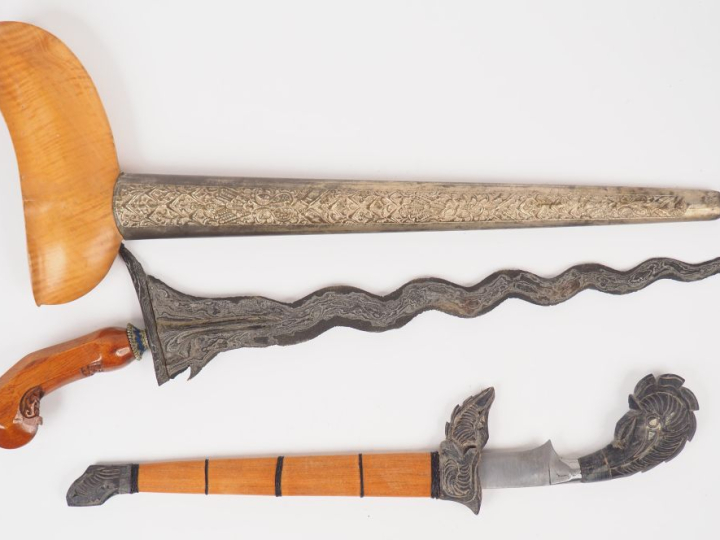 Grand kriss (java où Sumatra) lame en pamor bicolore (noir et gris) à 