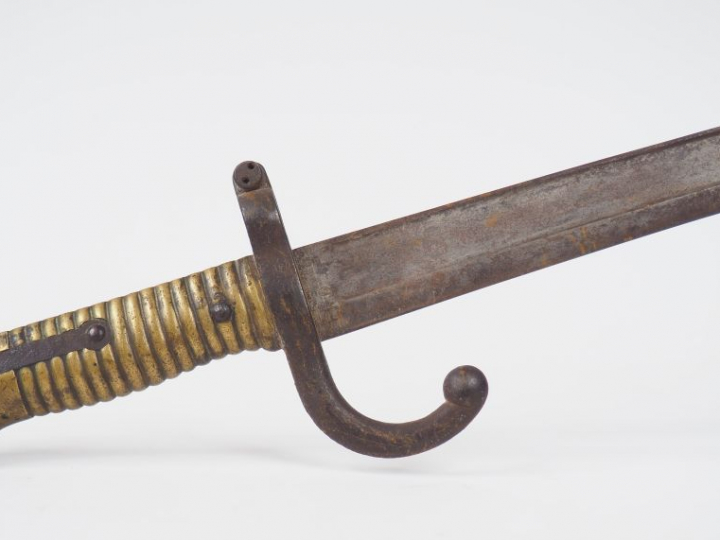 Baïonnette yatagan d’infanterie pour fusil Chassepot modèle 1866 sans 