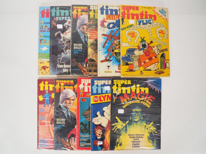 LOT DE 12 "SUPER TINTIN" 