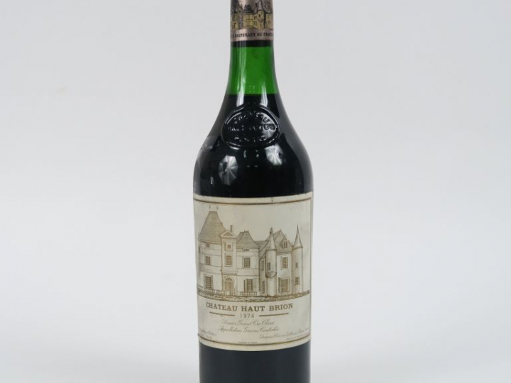 1 BOUTEILLE CHÂTEAU HAUT BRION 1er GCC GRAVES - 1974 - 3 CM