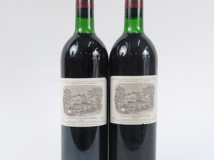2 BOUTEILLES CHÂTEAU LAFITE ROTHSCHILD 1er GCC PAUILLAC - 1974 - 1 BG/