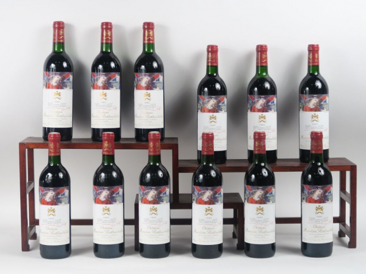 12 BOUTEILLES CHÂTEAU MOUTON ROTHSCHILD 1er GCC PAUILLAC - 1985 - CBO 