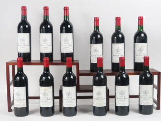 Vente aux enchères 12 BOUTEILLES CHÂTEAU NOUVELLE EGLISE POMEROL - 1988 - CBO - 2 LB