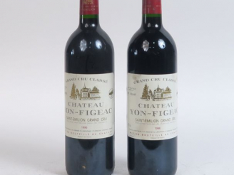 Vente aux enchères 2 BOUTEILLES CHÂTEAU YON FIGEAC GCC ST EMILION - 1996