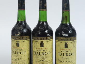 Vente aux enchères 3 BOUTEILLES CHÂTEAU TALBOT GCC ST JULIEN : 2 DE 1974 - 1 DE 1975 BG