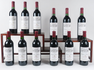 Vente aux enchères 12 BOUTEILLES CHÂTEAU BELGRAVE GCC HAUT MEDOC - 1999 - CBO