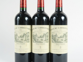 Vente aux enchères 3 BOUTEILLES CHÂTEAU CARBONNIEUX GCC GRAVES - 2004