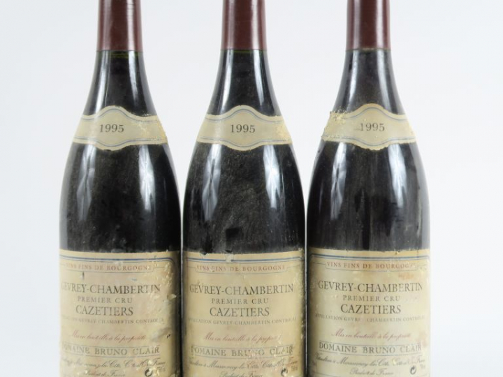 3 BOUTELLES GEVREY CHAMBERTIN 1er CRU 'CAZETIERS' BRUNO CLAIR - 1995 -