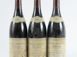 Vente aux enchères 3 BOUTELLES GEVREY CHAMBERTIN 1er CRU 'CAZETIERS' BRUNO CLAIR - 1995 -