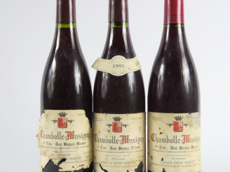 Vente aux enchères 3 BOUTEILLES CHAMBOLLE MUSIGNY 1er CRU 'AUX BEAUX BRUNS' DENIS MORTET 