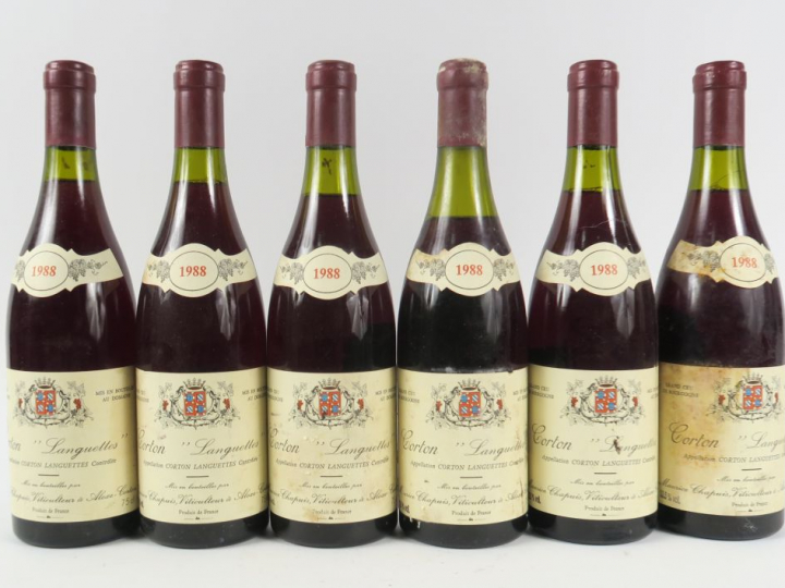 6 BOUTEILLES CORTON LANGUETTES DOMAINE MAURICE CHAPUIS - 1988 - 1 à 4,