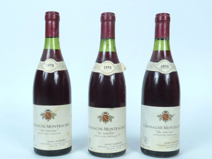 3 BOUTEILLES CHASSAGNE MONTRACHET 'CLOS SAINT JEAN' RAMONET - 1978 - 2