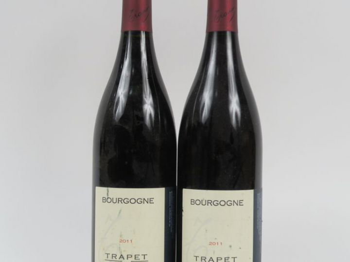 2 BOUTEILLES BOURGOGNE TRAPET PÈRE   FILS - 2011