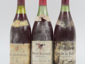 Vente aux enchères 3 BOUTEILLES : 1 NUITS ST GEORGES MICHEL NOËLLAT 1976 BS - 1 CLOS DE L