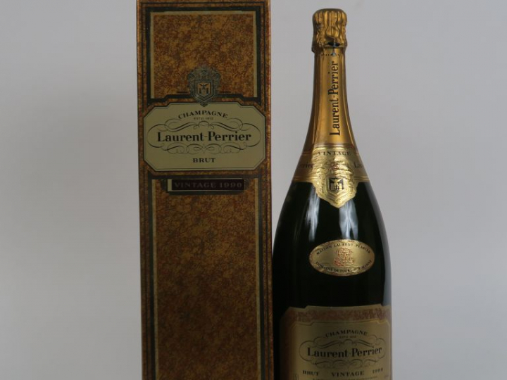 1 MAGNUM CHAMPAGNE LAURENT PERRIER 1990 - COFFRET