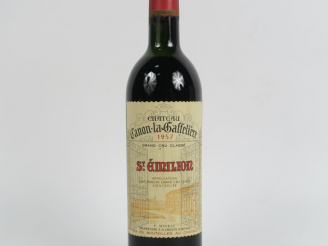 Vente aux enchères 1 BOUTEILLE CHÂTEAU CANON LA GAFFELIERE GCC ST EMILION - 1957 - HEP/CA