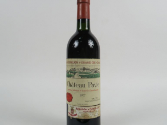 Vente aux enchères 1 BOUTEILLE CHÂTEAU PAVIE 1er GCC SAINT EMILION - 1977 - BG/ETLS