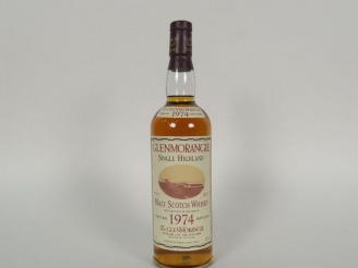 Vente aux enchères 1 BOUTEILLE GLENMORANGIE (75cl/43°) Distillation : 1974 - Embouteillag