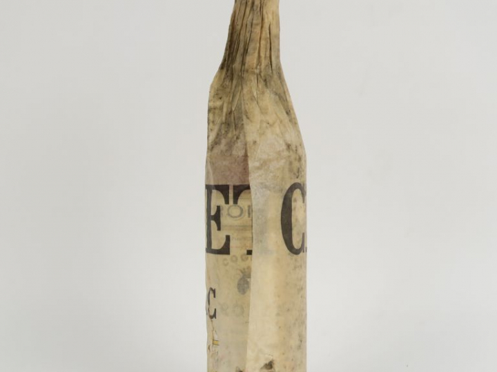 1 VIEILLE BOUTEILLE COGNAC CROIZET '***'