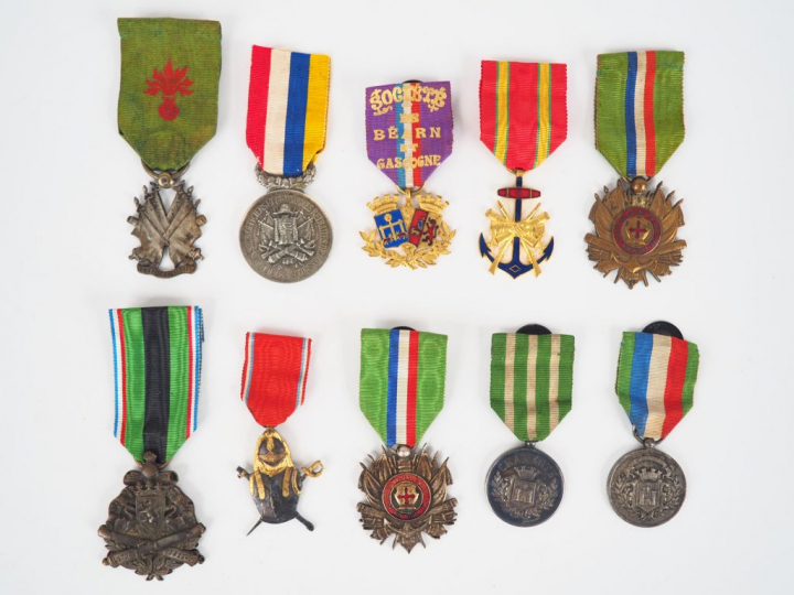 Lot de 10 décorations non officielles sur le thème du souvenir de la g