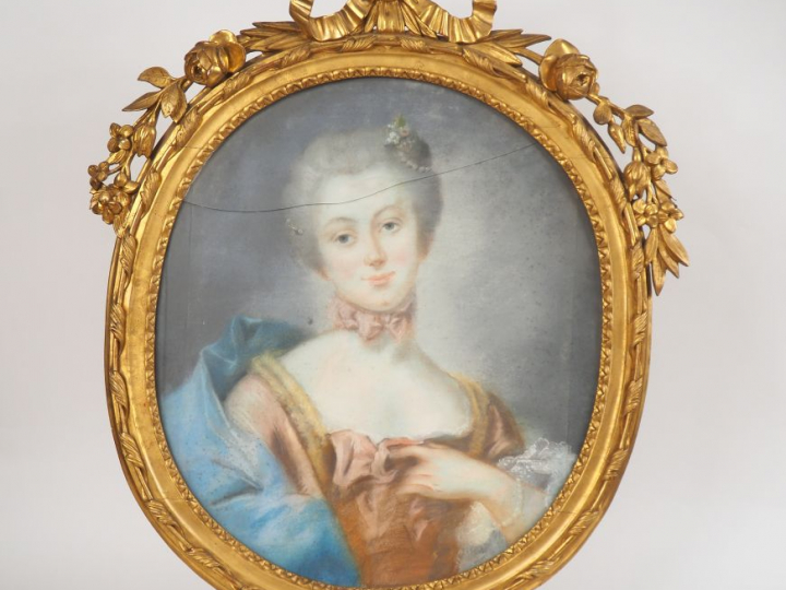 Dans le gout de François Hubert Drouais Portrait de dame en buste Past