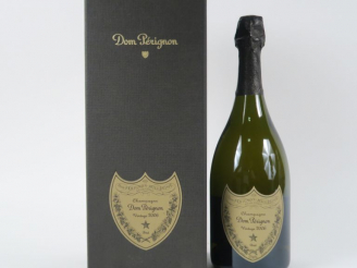 Vente aux enchères 1 BOUTEILLE CHAMPAGNE DOM PERIGNON - 2006 - COFFRET