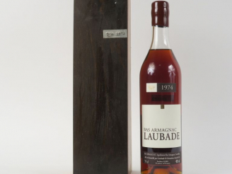 Vente aux enchères 1 BOUTEILLE BAS ARMAGNAC CHÂTEAU DE LAUBADE - 1974 - MISE : MAI 2006
