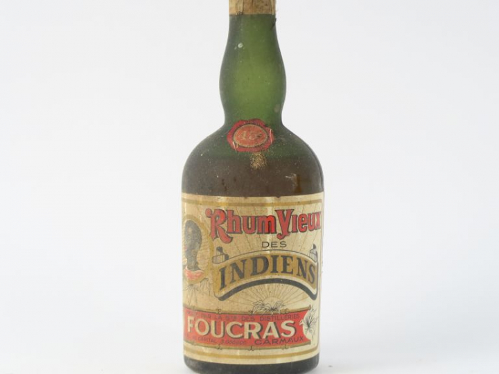 1 VIEILLE BOUTEILLE (37,5 CL) RHUM VIEUX DES INDIENS FOUCRAS 45° - NIV