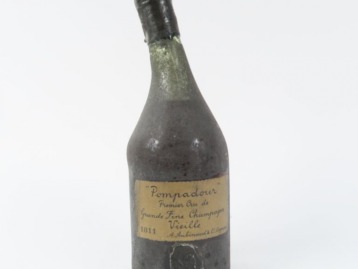 1 BOUTEILLE GRANDE FINE CHAMPAGNE 'POMPADOUR A. AUBINAUD   CIE - 1811