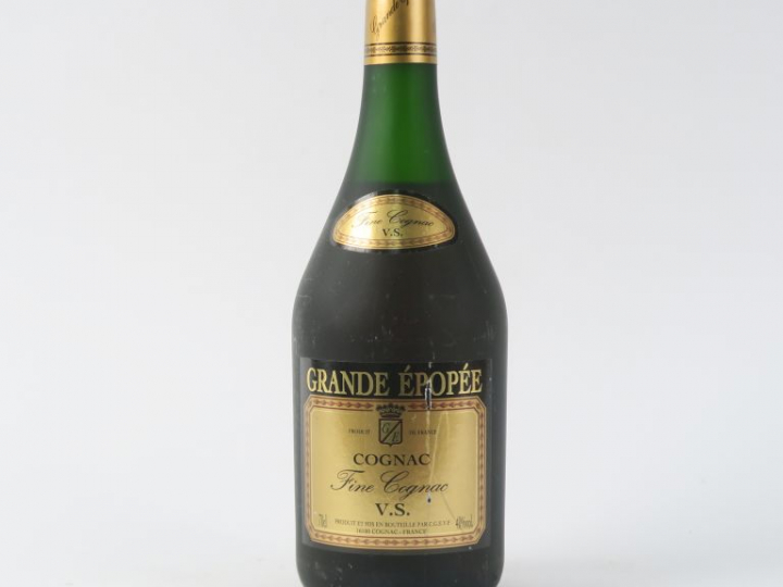 1 BOUTEILLE COGNAC FINE COGNAC 'V.S.' GRANDE EPOPEE