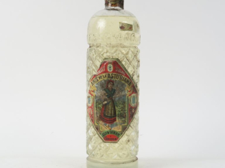 Vente aux enchères 1 VIEILLE BOUTEILLE (1 L) ANIS DE LA ASTURIANA - BS