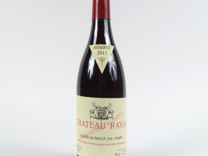 1 BOUTEILLE CHÂTEAU RAYAS CHÂTEAUNEUF DU PAPE - 2011