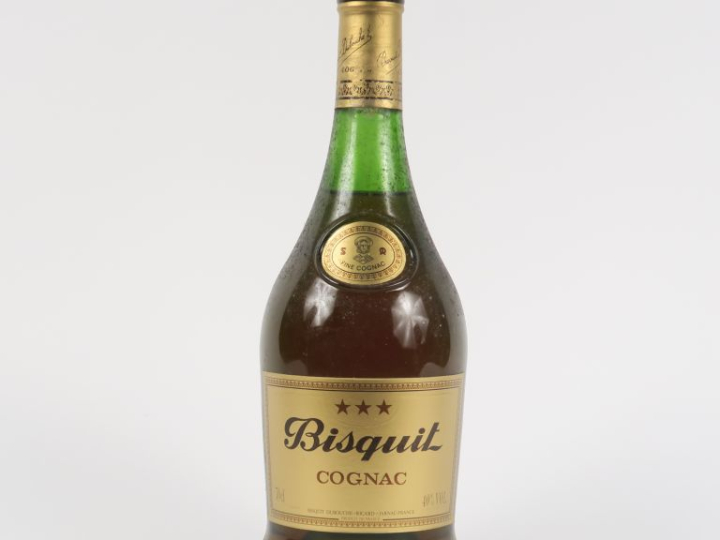 1 BOUTEILLE COGNAC BISQUIT ***
