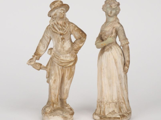 Vente aux enchères Paire de sujets début Xxème en plâtre "élégants" H. 18 cm