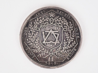 Vente aux enchères Médaille maçonnique en argent, Orient de Rouen loge des "arts réunis".