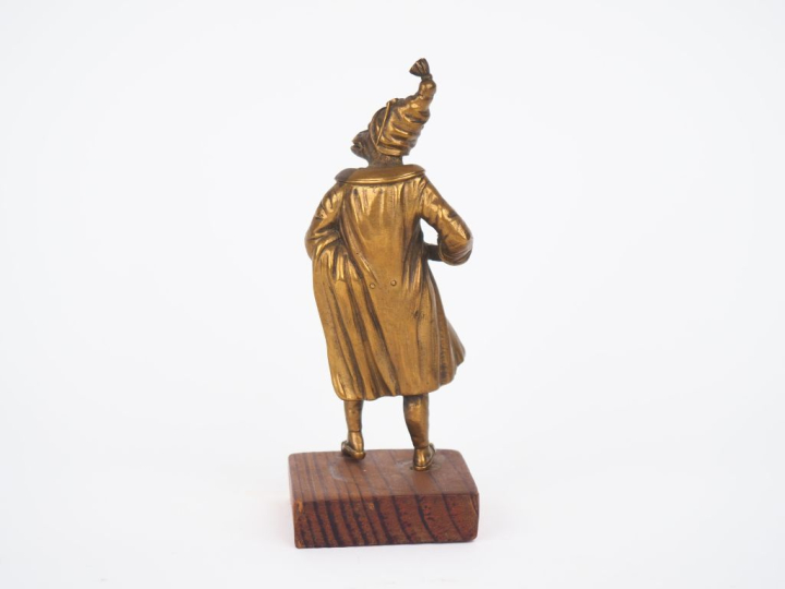 Sujet XIXème en bronze "le singe aux binocles". H. 13 cm
