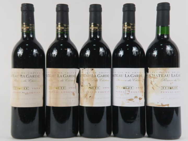 5 BOUTEILLES CHÂTEAU LA GARDE GRAVES - 1994 - 1 EA/3 ET