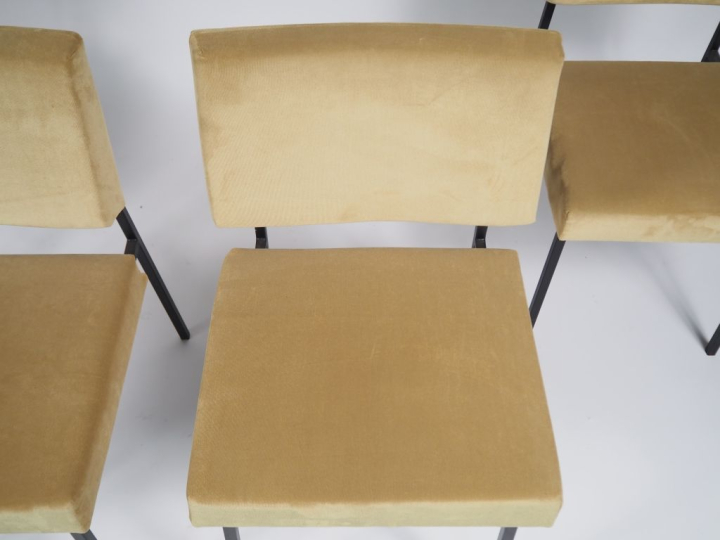 Gerard GUERMONPREZ. Suite de 4 chaises, édition Magnani. (Garniture re