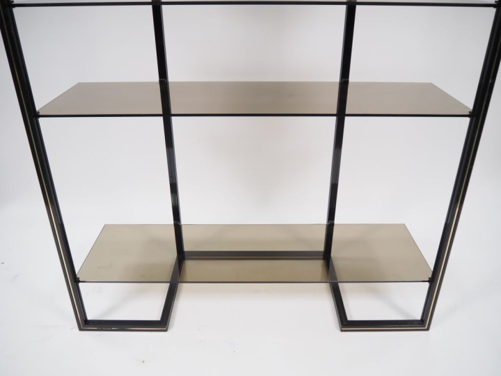 Pierre VANDEL. Bibliothèque / étagère années 70 en verre et métal. 5 é