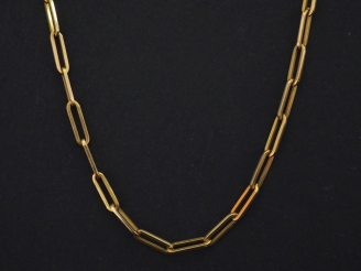 Vente aux enchères Collier souple en or jaune 750, maille forçat ovale. Long. 46 cm Poids