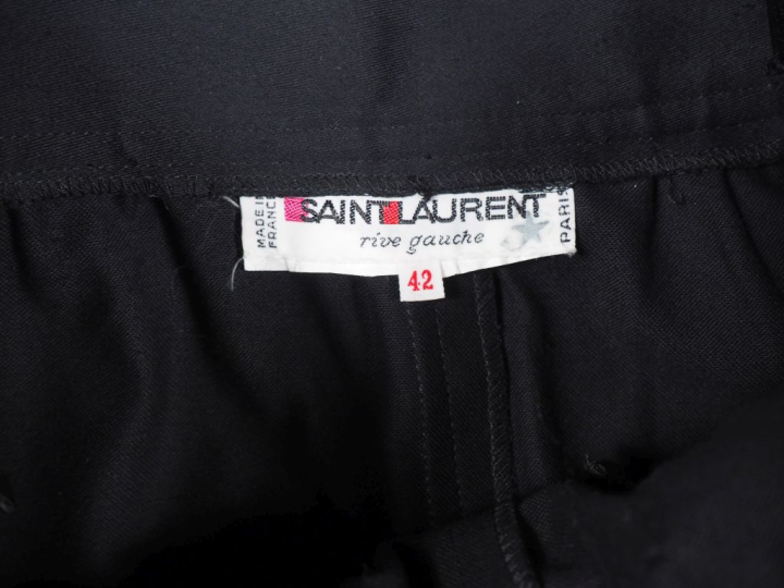 SAINT LAURENT, Rive gauche Jupe mi-longue probablement en coton, de co