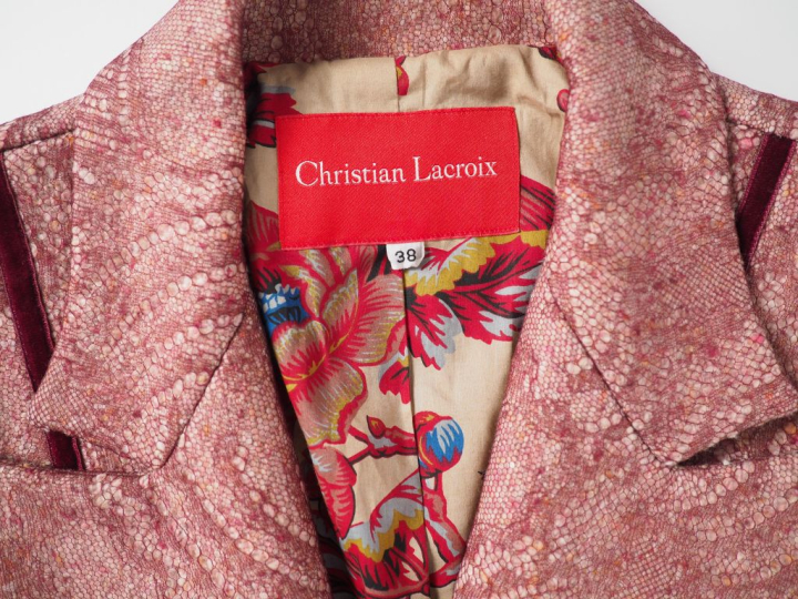 Christian LACROIX Ensemble de tailleur, veste et jupe, vieux rose.  Ve