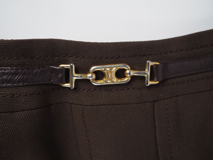 CELINE, Paris Jupe longue plissée vintage en laine marron.  La ceintur