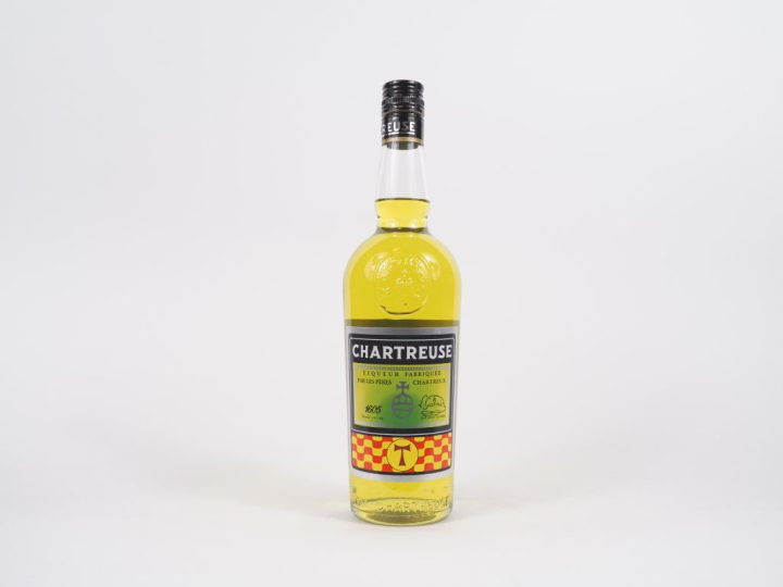 1 BOUTEILLE CHARTREUSE JAUNE EPISCOPALE LA TAU - 2023