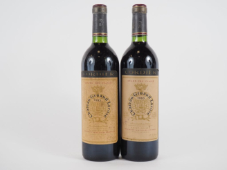 Vente aux enchères 2 BOUTEILLES CHÂTEAU GRUAUD LAROSE GCC ST JULIEN - 1983 - BG/1 ELS