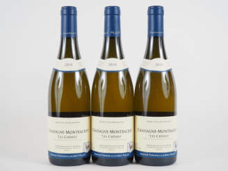 Vente aux enchères 3 BOUTEILLES CHASSAGNE MONTRACHET 'LES CHÊNES' DOMAINE FERNAND   LAURE