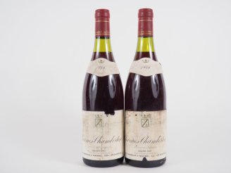 Vente aux enchères 2 BOUTEILLES CHARMES CHAMBERTIN GC EMILE CHANDESAIS - 1986 - EA