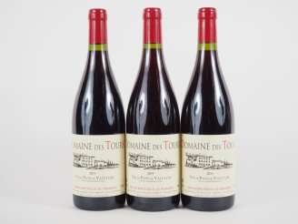 Vente aux enchères 3 BOUTEILLES DOMAINE DES TOURS EMMANUEL RAYNAUD - 2011