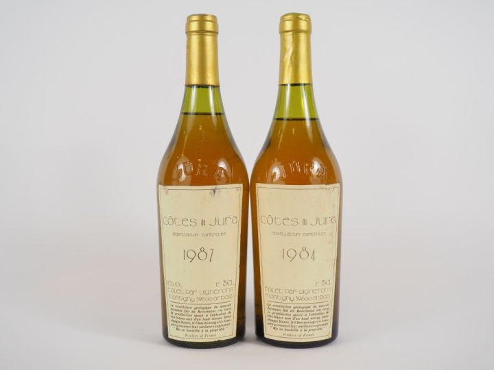 2 BOUTEILLES CÔTES DU JURA ROLET P F : 1 de 1984 - 1 de 1987