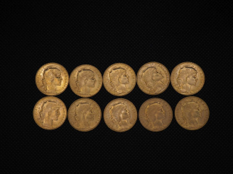 Vente aux enchères 10 pièces de 20 Francs or : 1901, 1910, 1913, 1904, 1910, 1910, 1907, 